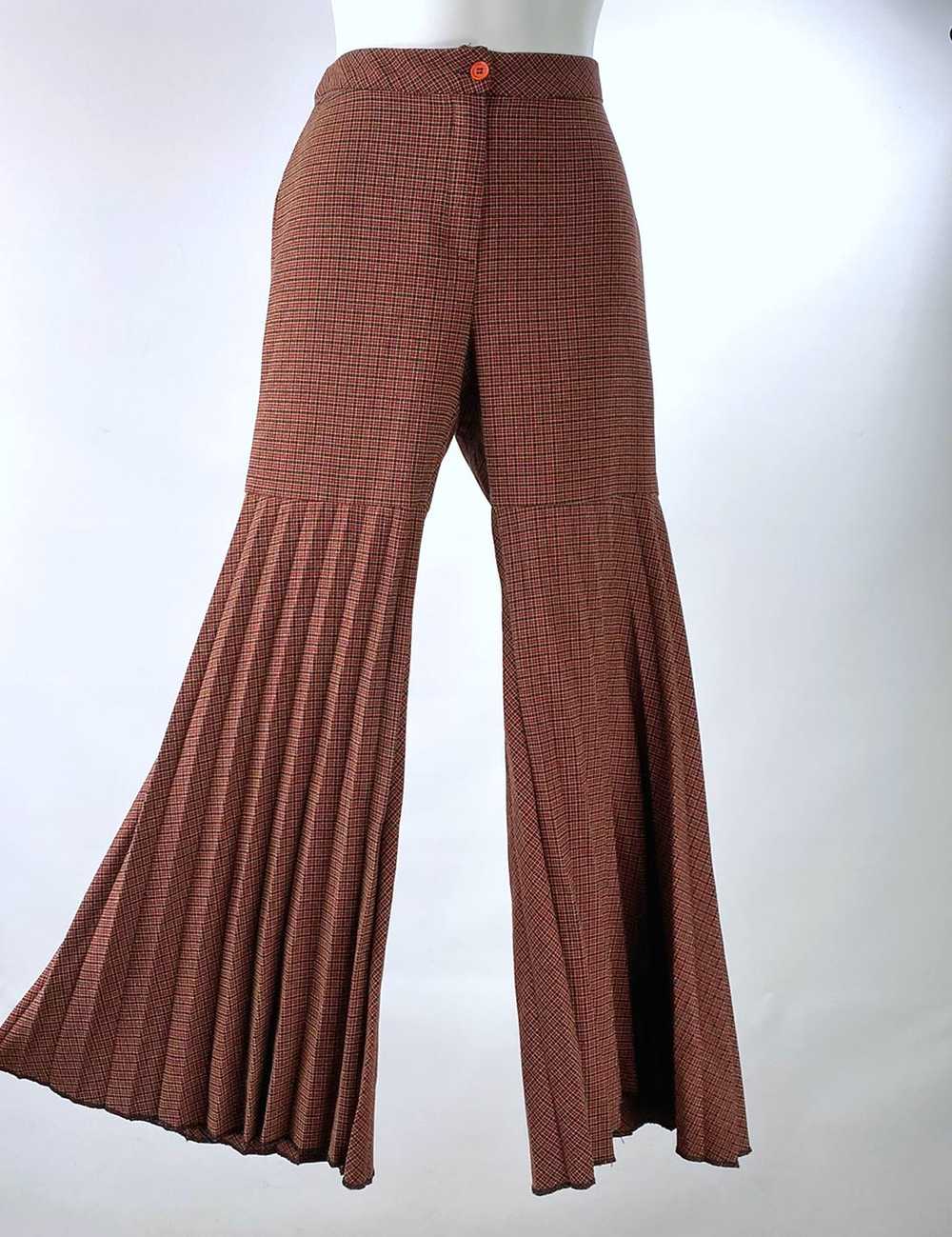 Vintage 70s Women's Pants Bell Bottom Accordian P… - image 1