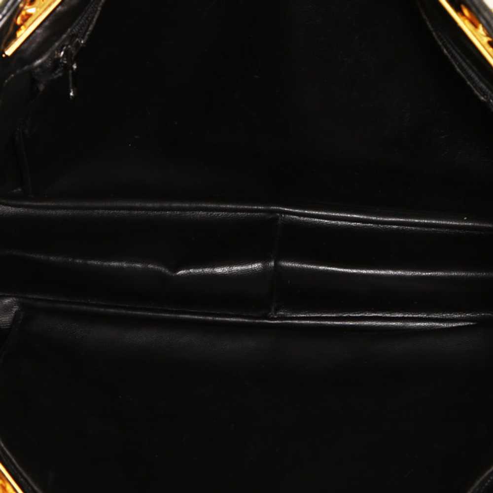 Chanel Vintage shopping bag in black quilted leat… - image 3