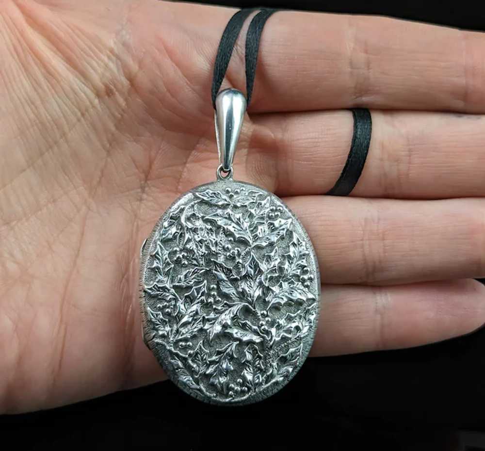 Antique Victorian silver locket pendant, Holly le… - image 12