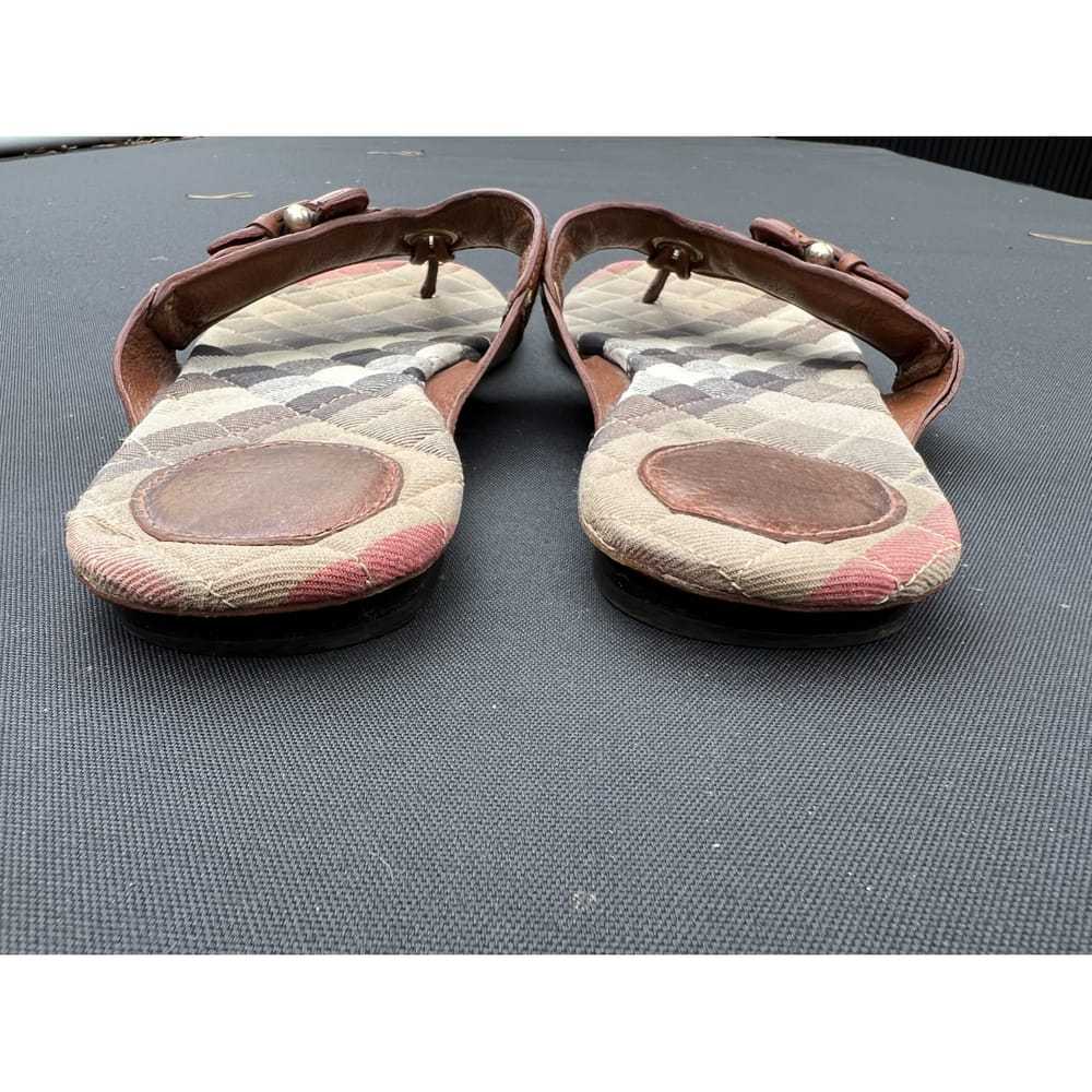 Burberry Leather flip flops - image 5