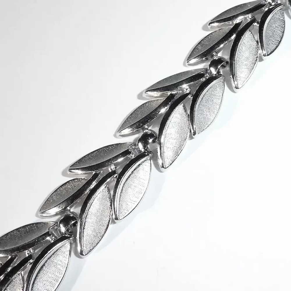 Trifari Sculptural Silver Tone Bracelet - image 3