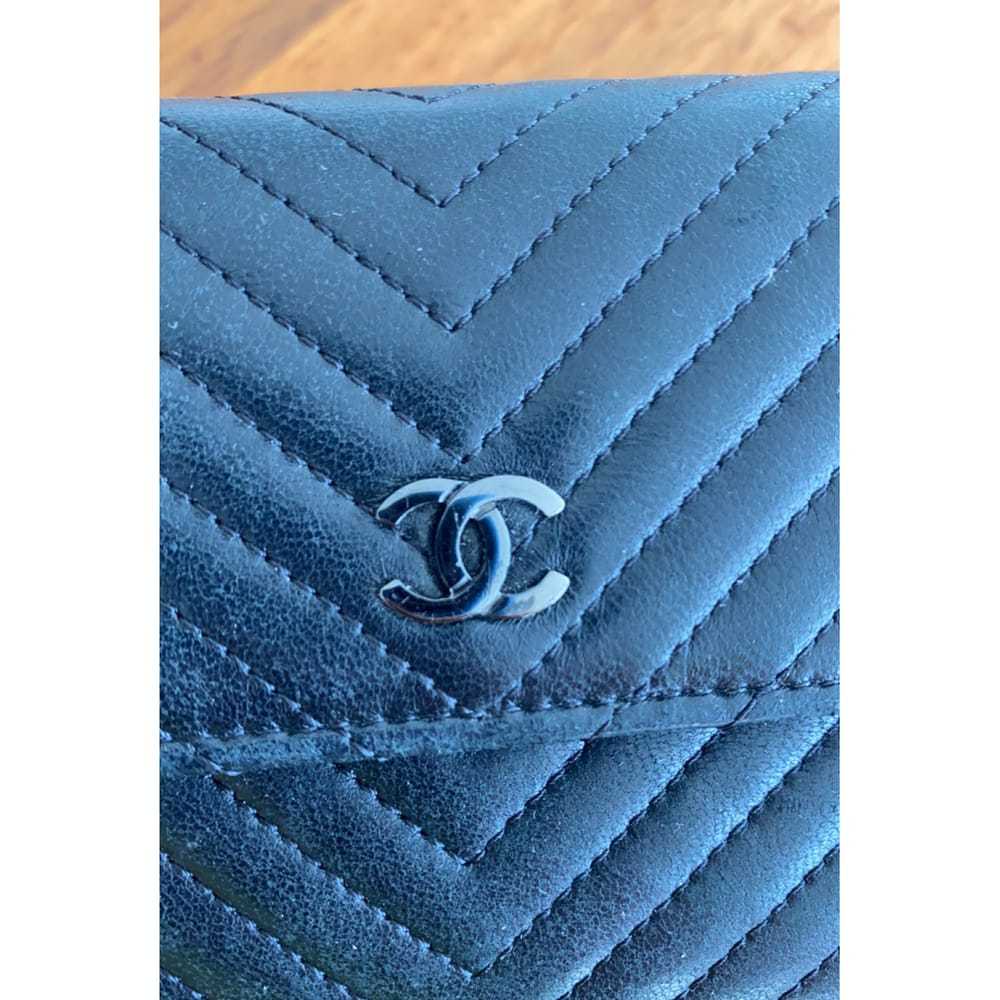 Chanel Leather wallet - image 11