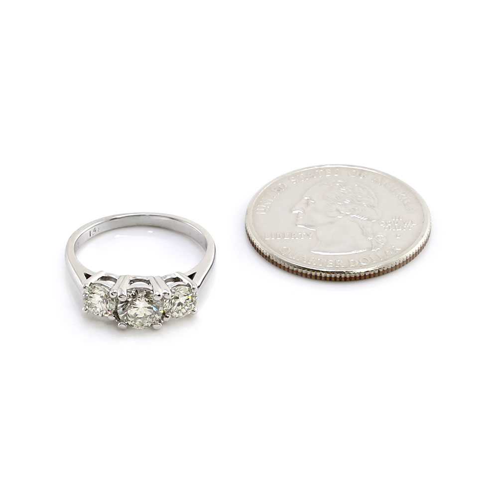1.48ctw Three Stone Diamond Engagement Ring in 18… - image 3