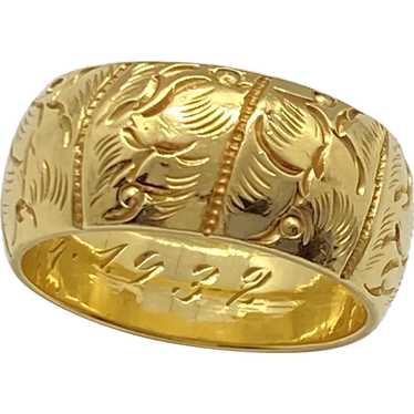 Wide Ornate Band Ring 14K Gold Engraved Leaf Moti… - image 1