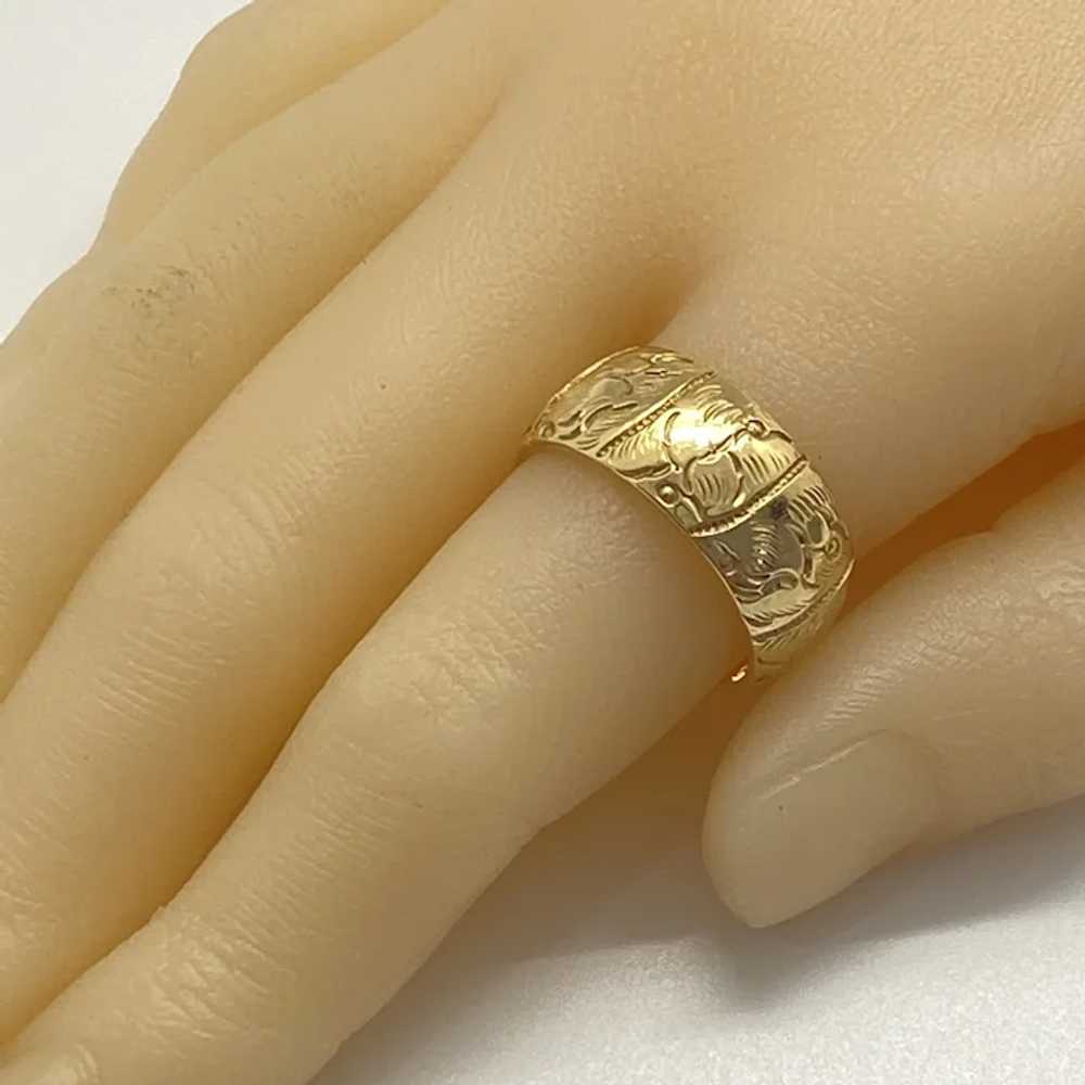 Wide Ornate Band Ring 14K Gold Engraved Leaf Moti… - image 5