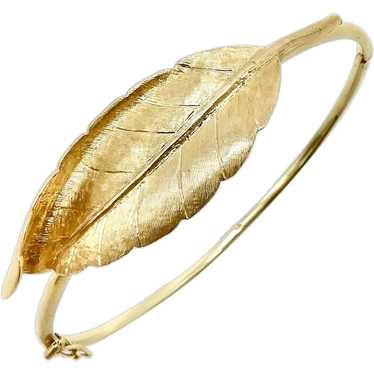 14K Gold Retro Leaf Bangle Bracelet - image 1