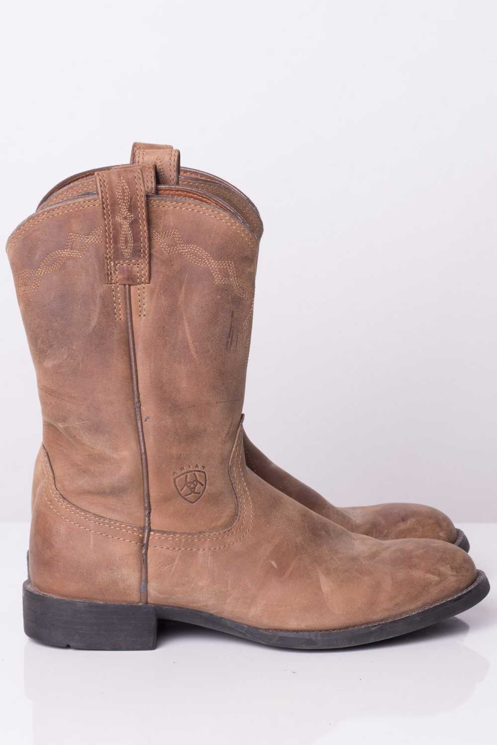 Brown Ariat Cowboy Boots (6.5 B) - image 1