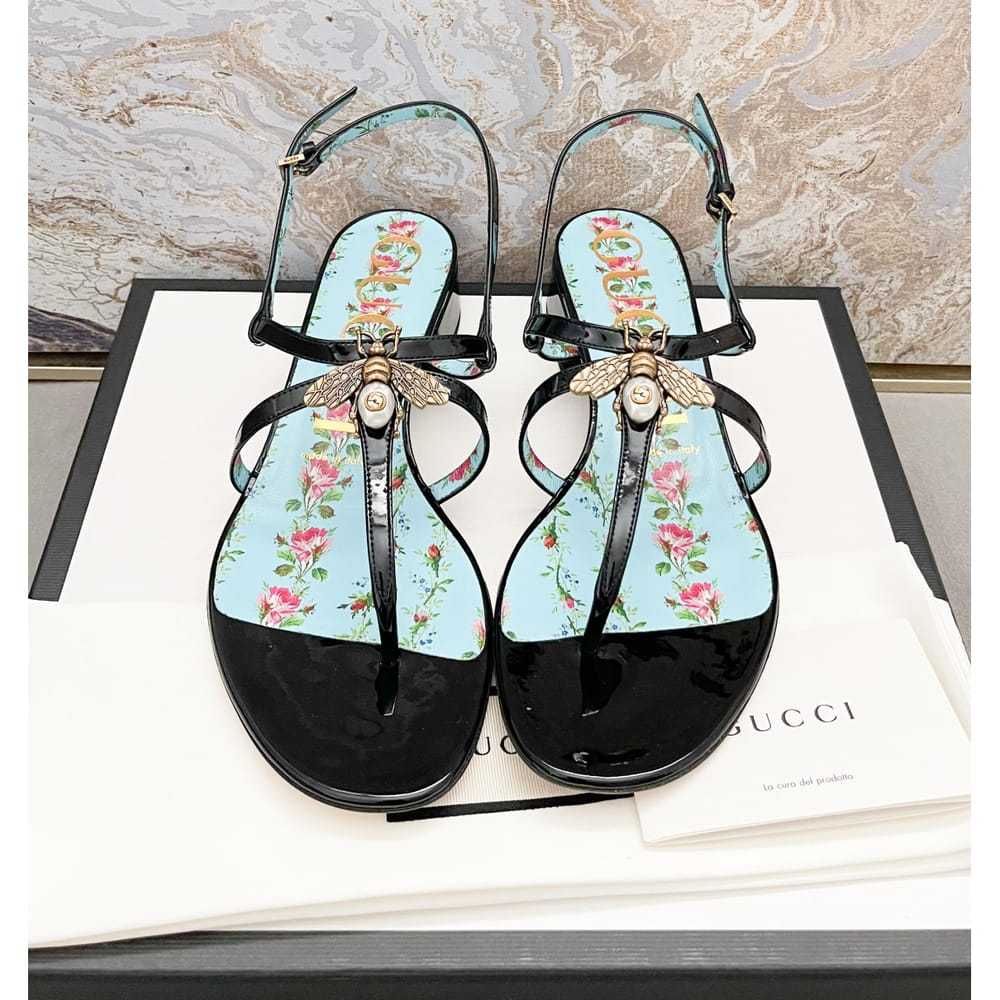 Gucci Patent leather sandals - image 9