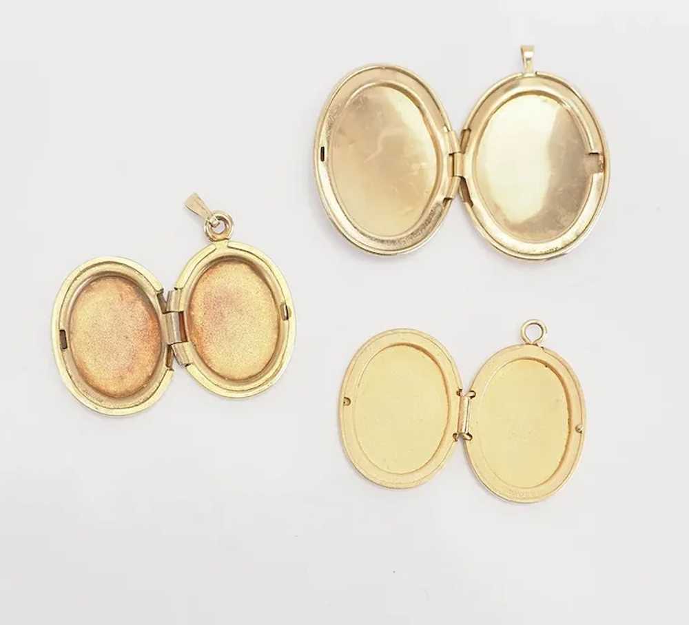 Three 3 vintage gold filled oval picture lockets … - image 3