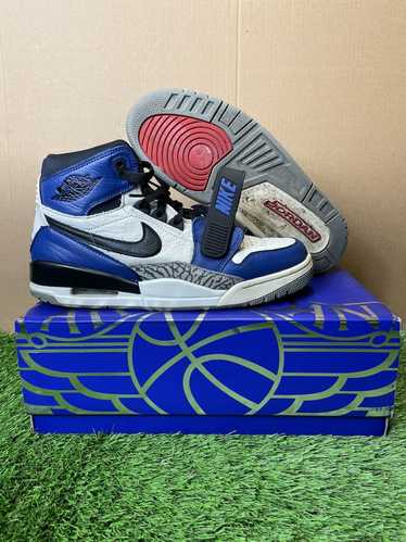 Nike Jordan Just Don Legacy Sz 9 Used