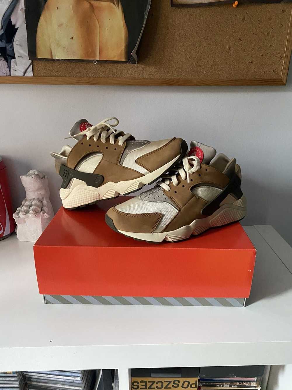 Nike × Stussy Nike Air Huarache Stussy Desert Oak… - image 1