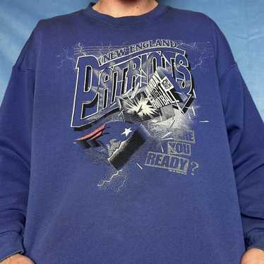 NFL × Vintage vintage patriots football sweatshirt