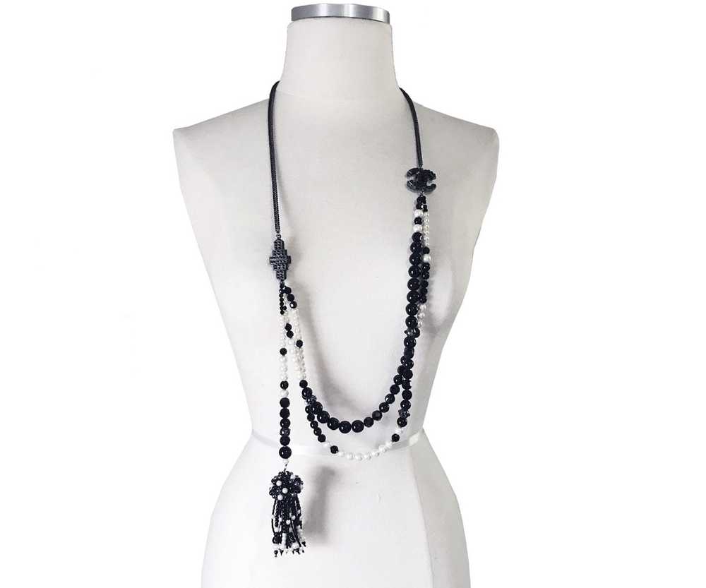 Chanel Chanel Rare Black Stone Pearl Dangle Tasse… - image 3