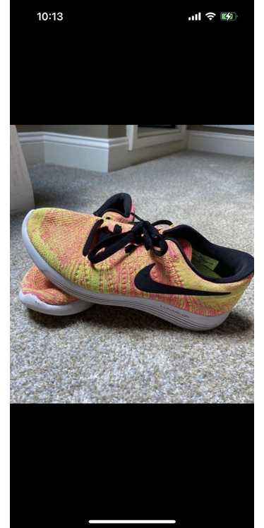 Nike Nike Lunarepic Low Flyknit Women Running Sho… - image 1
