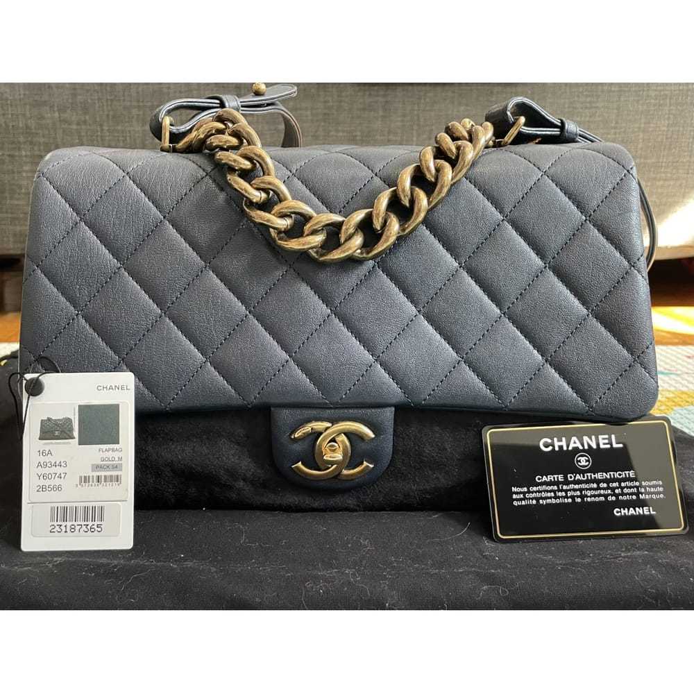 Chanel Trapezio leather handbag - image 9