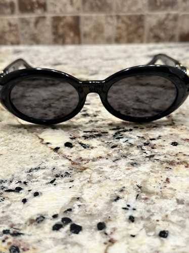 Versace Versace Womens black sunglasses gently use