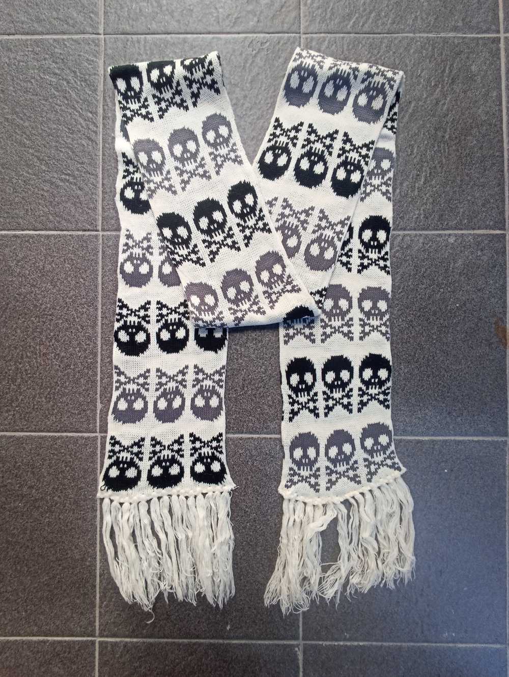 Other × Skulls × Streetwear Skull scarf design -S… - image 3