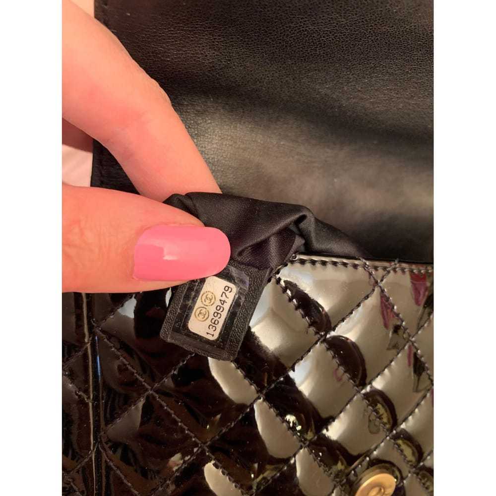 Chanel Vanity patent leather handbag - image 11