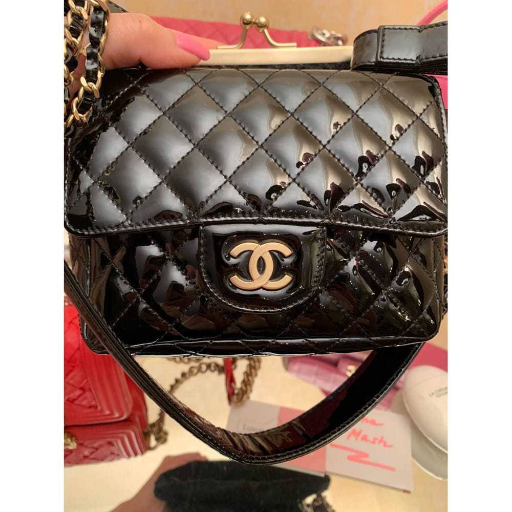 Chanel Vanity patent leather handbag - image 12