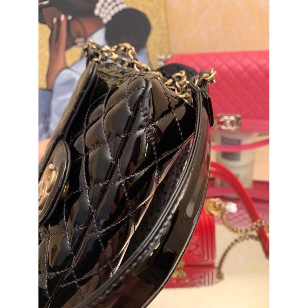 Chanel Vanity patent leather handbag - image 7