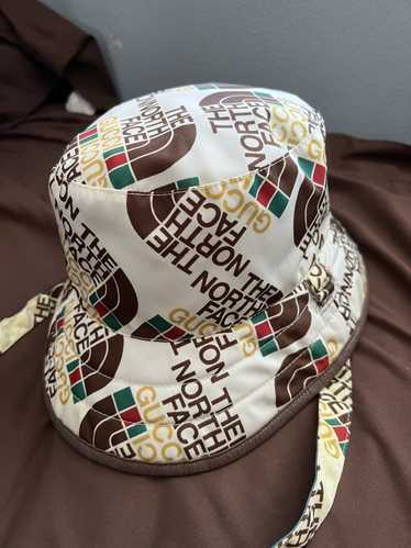 Gucci Gucci X TheNorthFace Reversible Bucket Hat