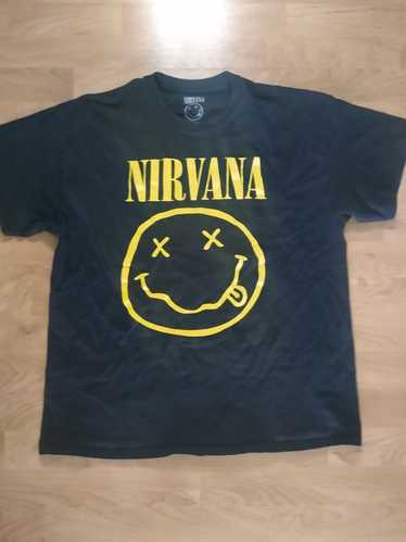 Nirvana Vintage Nirvana "Smile" T Shirt Men's XL.
