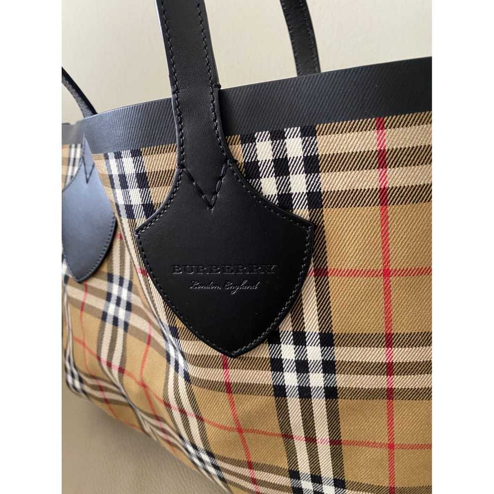 Burberry The Giant cloth tote - image 3