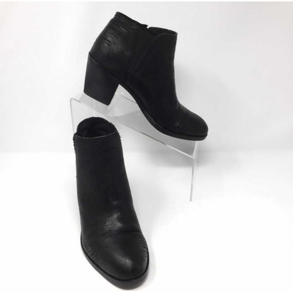 Eileen Fisher Leather ankle boots - image 3