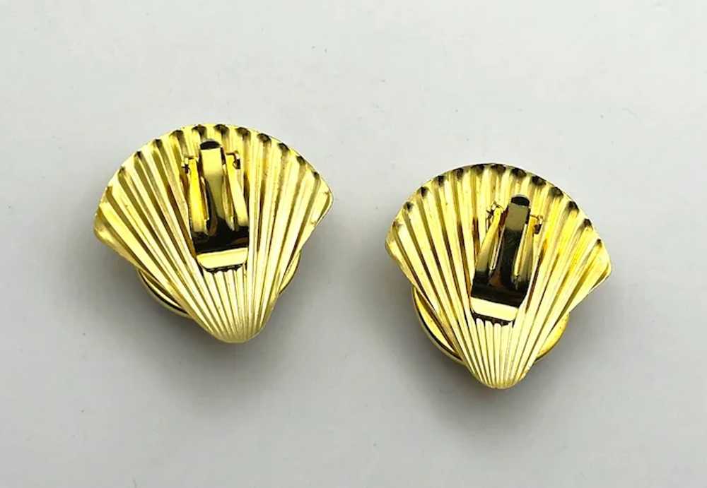 Goldtone Seashell Clip On Earrings with Faux Pear… - image 12