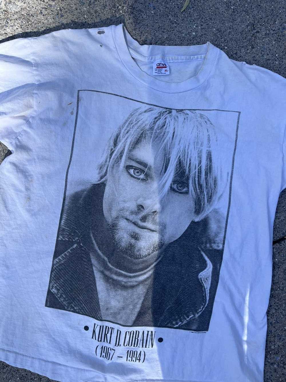 Vintage Vintage 1994 Kurt Cobain tshirt - image 3