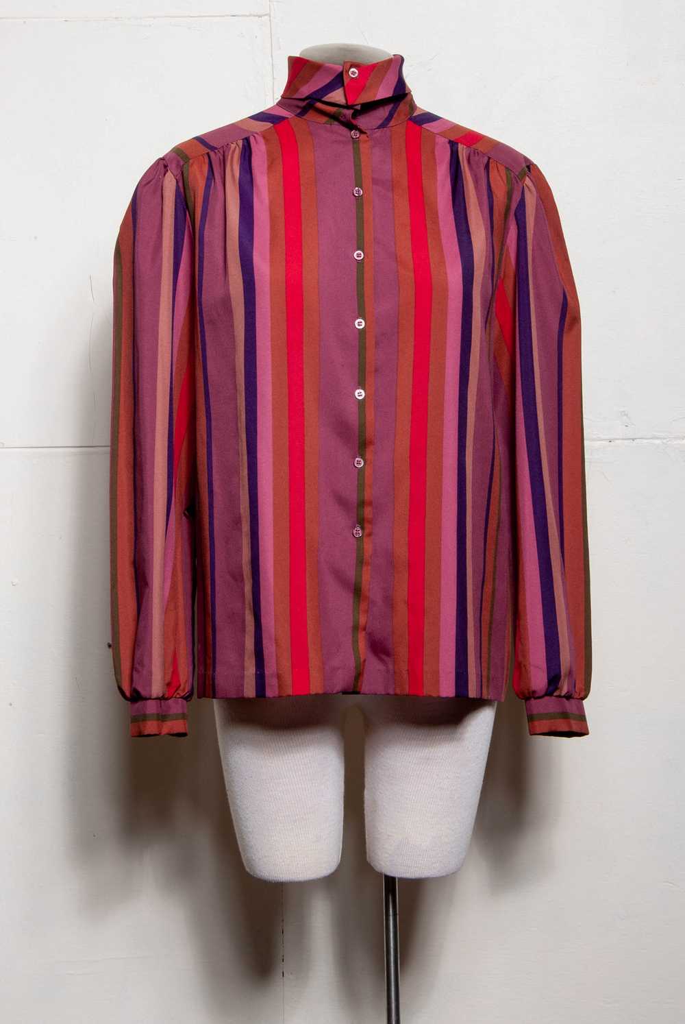 SHIP N SHORE 80S RED AND PURPLE STRIPED BLOUSE W … - image 2