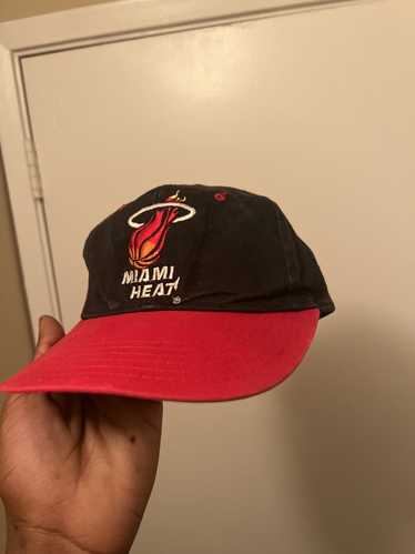 Mitchell & Ness Miami Heat Hyperlocal Snapback HWC 'Black' – Renarts