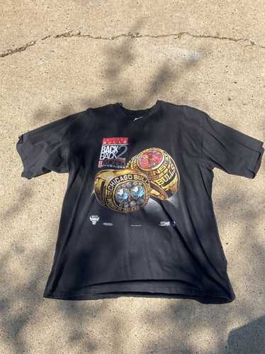 AFTER SCHOOL SPECIAL: CHICAGO BULLS GRAPHIC T-SHIRT – 85 86  eightyfiveightysix