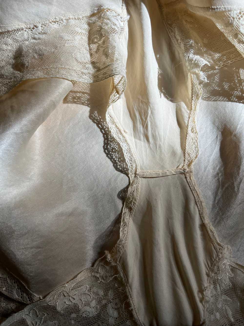 1930’s Vintage Ivory Silk and Lace Tap Panties - image 7