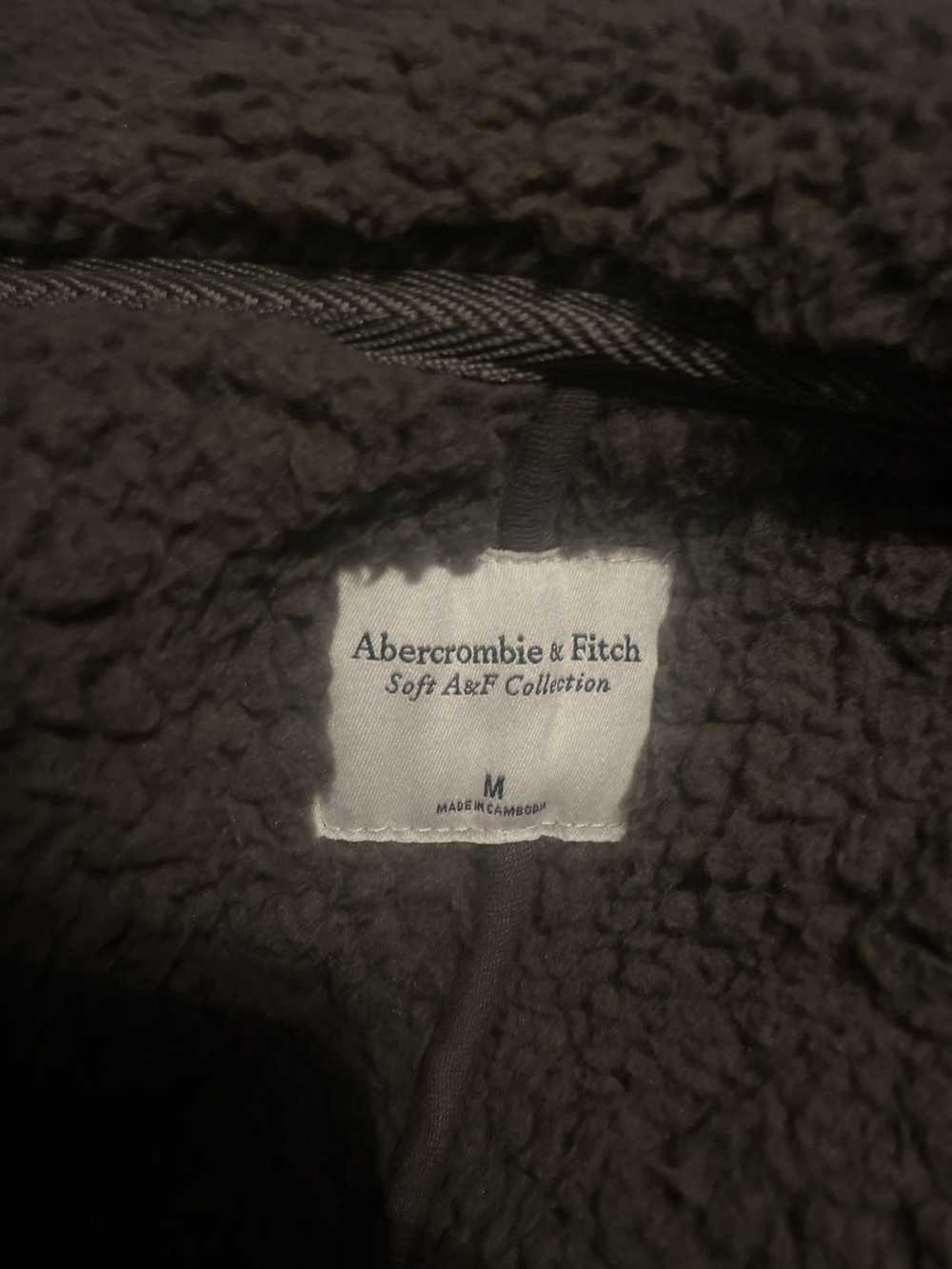 Abercrombie & Fitch Abercrombie & Fitch Fleece - image 3