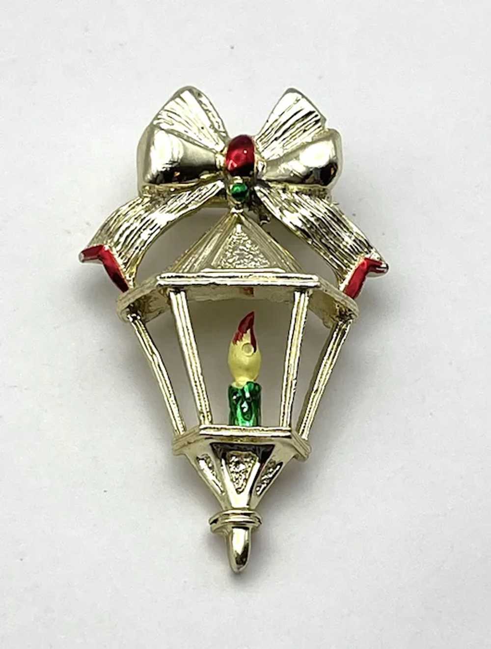 GERRYS signed Christmas Candlelight Goldtone Broo… - image 10