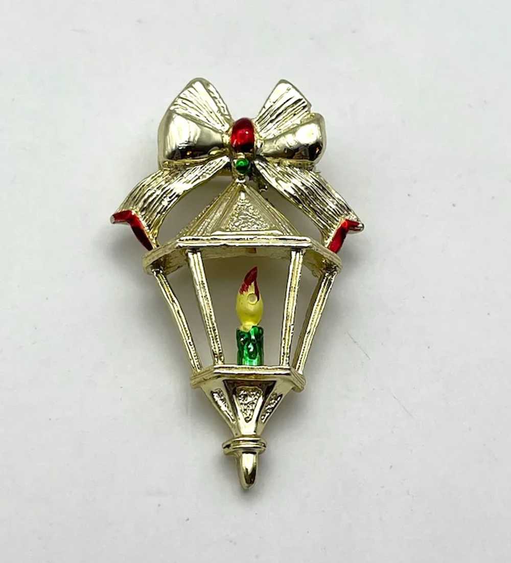 GERRYS signed Christmas Candlelight Goldtone Broo… - image 2