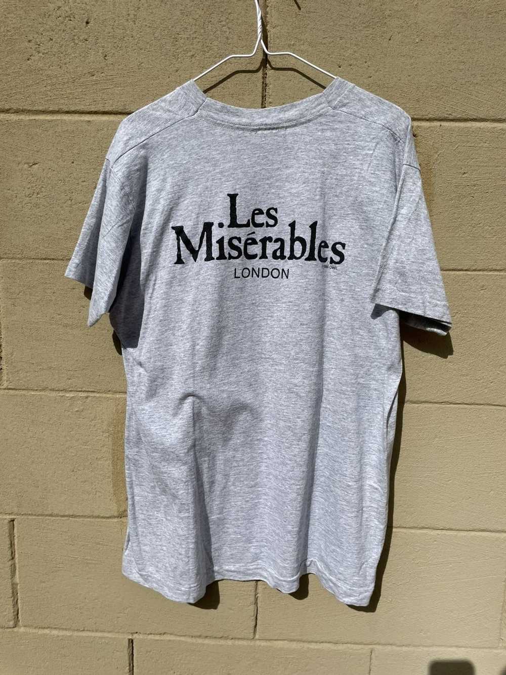 Art × Movie × Vintage 1986 Les Misérables tee - image 3