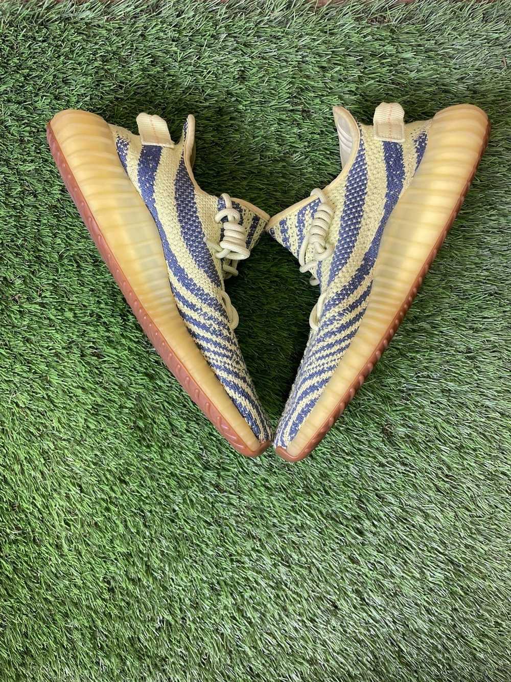 Adidas Yeezy 350 Boost V2 Sz 10 Used - image 2