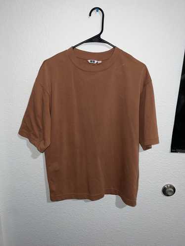 Uniqlo Uniqlo T-Shirt (Size Small)