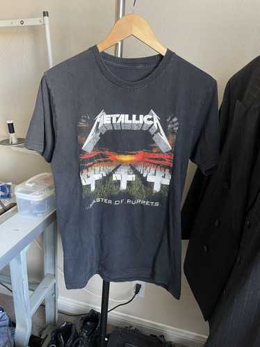 Band Tees × Metallica × Vintage Y2K Metallica Mast