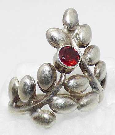 Sterling Leaves and Garnet Ring - image 1