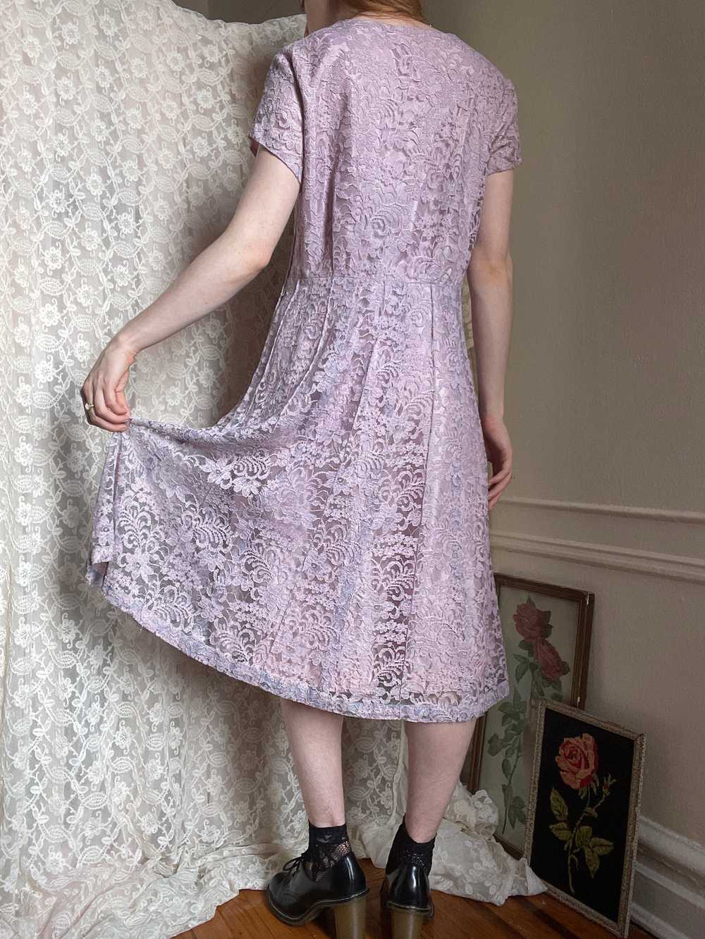 1950s Lilac Light Purple Lace Midi Dress - image 6