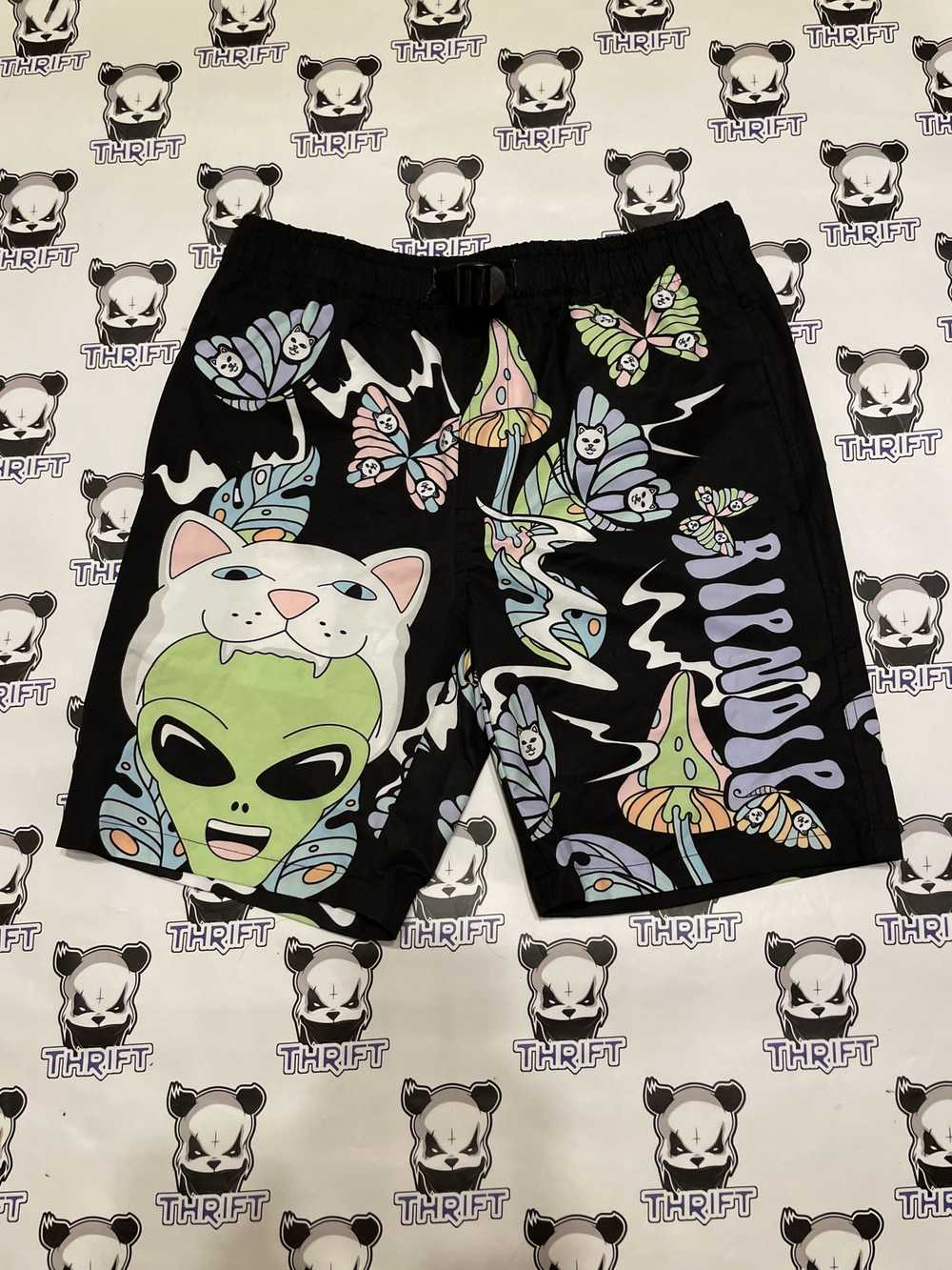 Rip N Dip × Streetwear Rip N Dip Trippy Alien Sho… - image 1