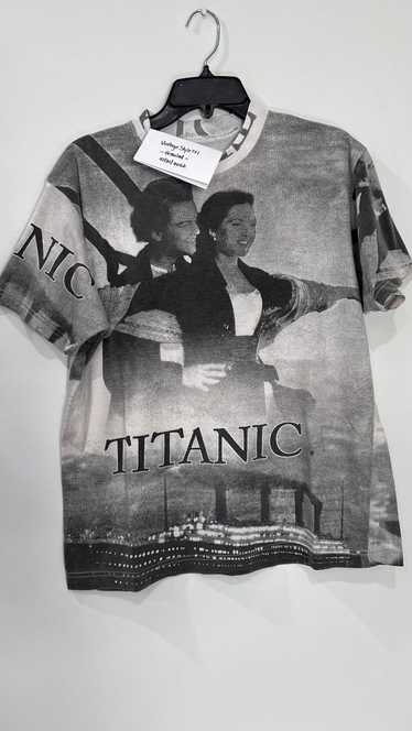 Movie × Vintage AOP Titanic Tee Size large