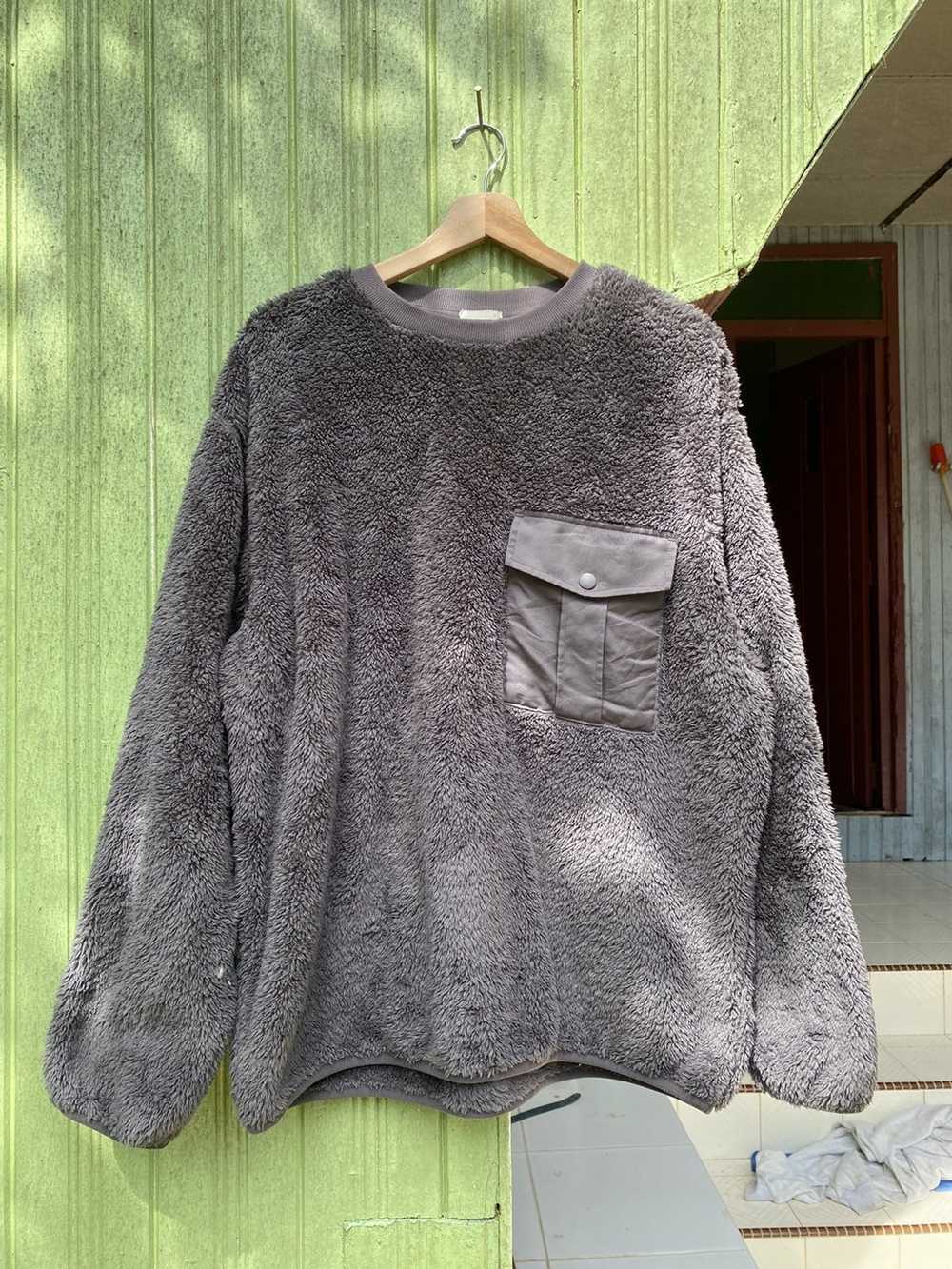 GU × Rare GU FAUX FUR POCKET SWEATER 37ZZK - image 1