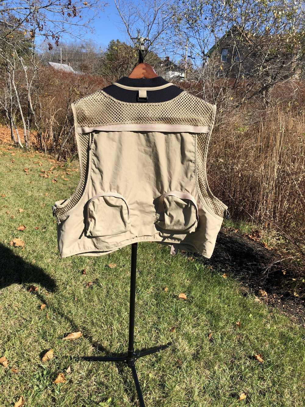 Field Pro Fieldline multi-pocket fly fishing vest. - image 3