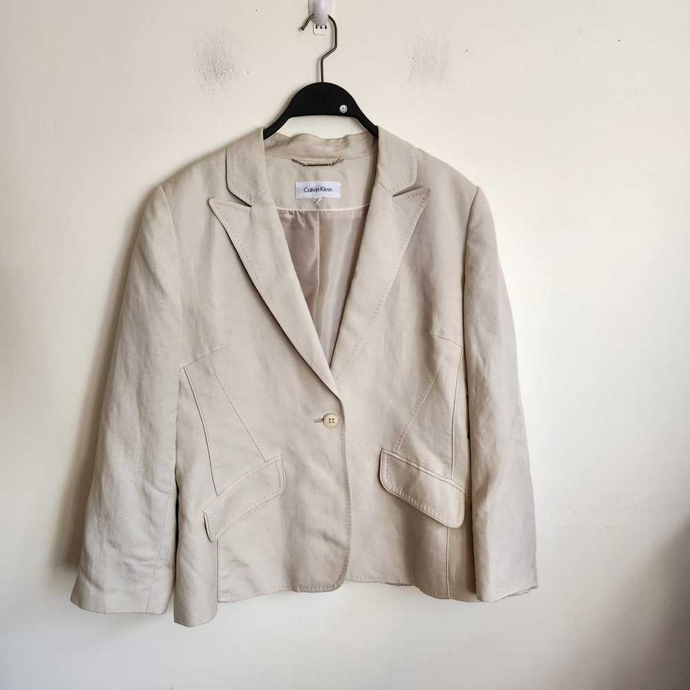 Calvin Klein Women's Linen Blazer. - image 1