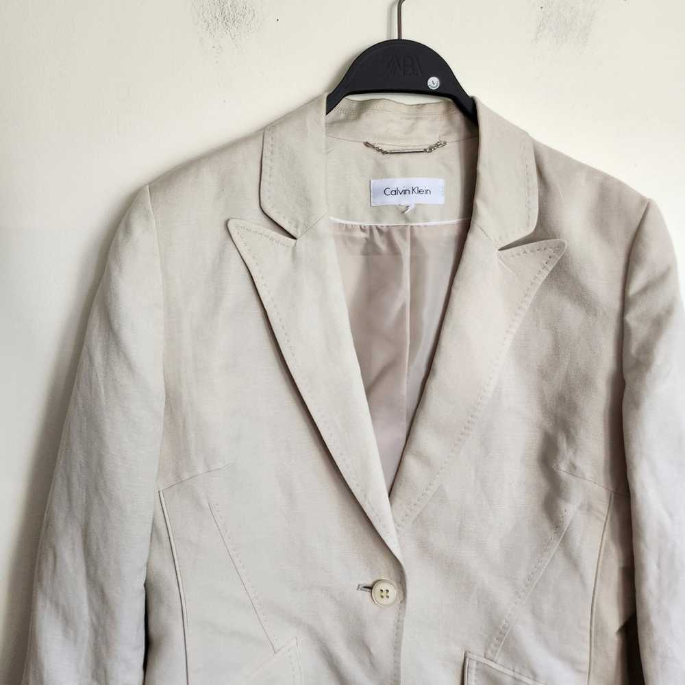 Calvin Klein Women's Linen Blazer. - image 6