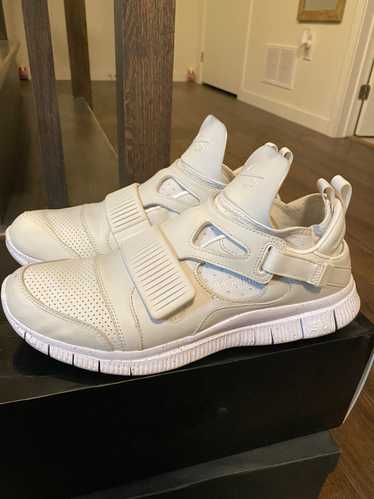 Nike NikeLab Free Huarache Carnivore